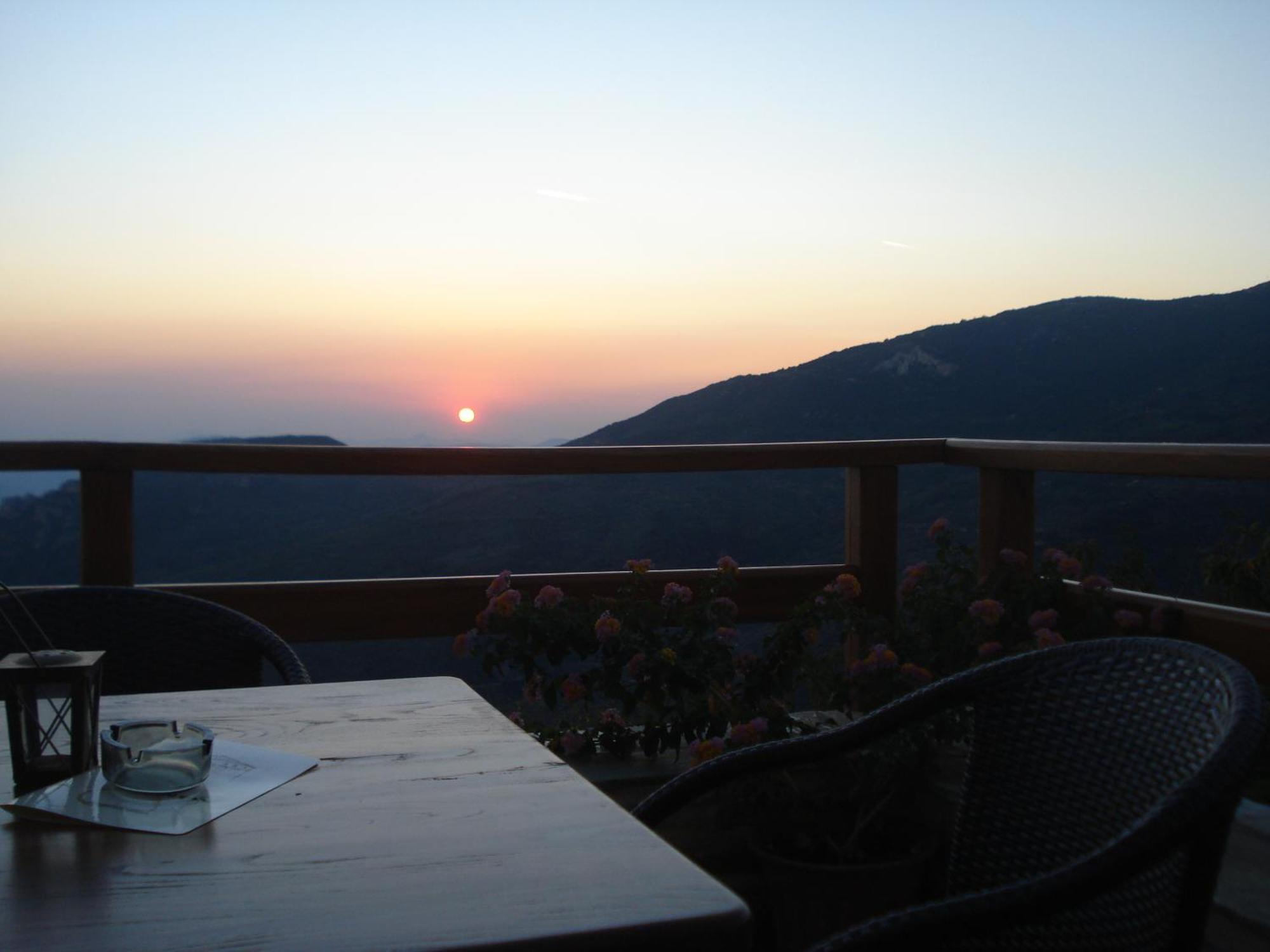 Archontiko Koti Hotel Agios Lavrentios Exterior photo